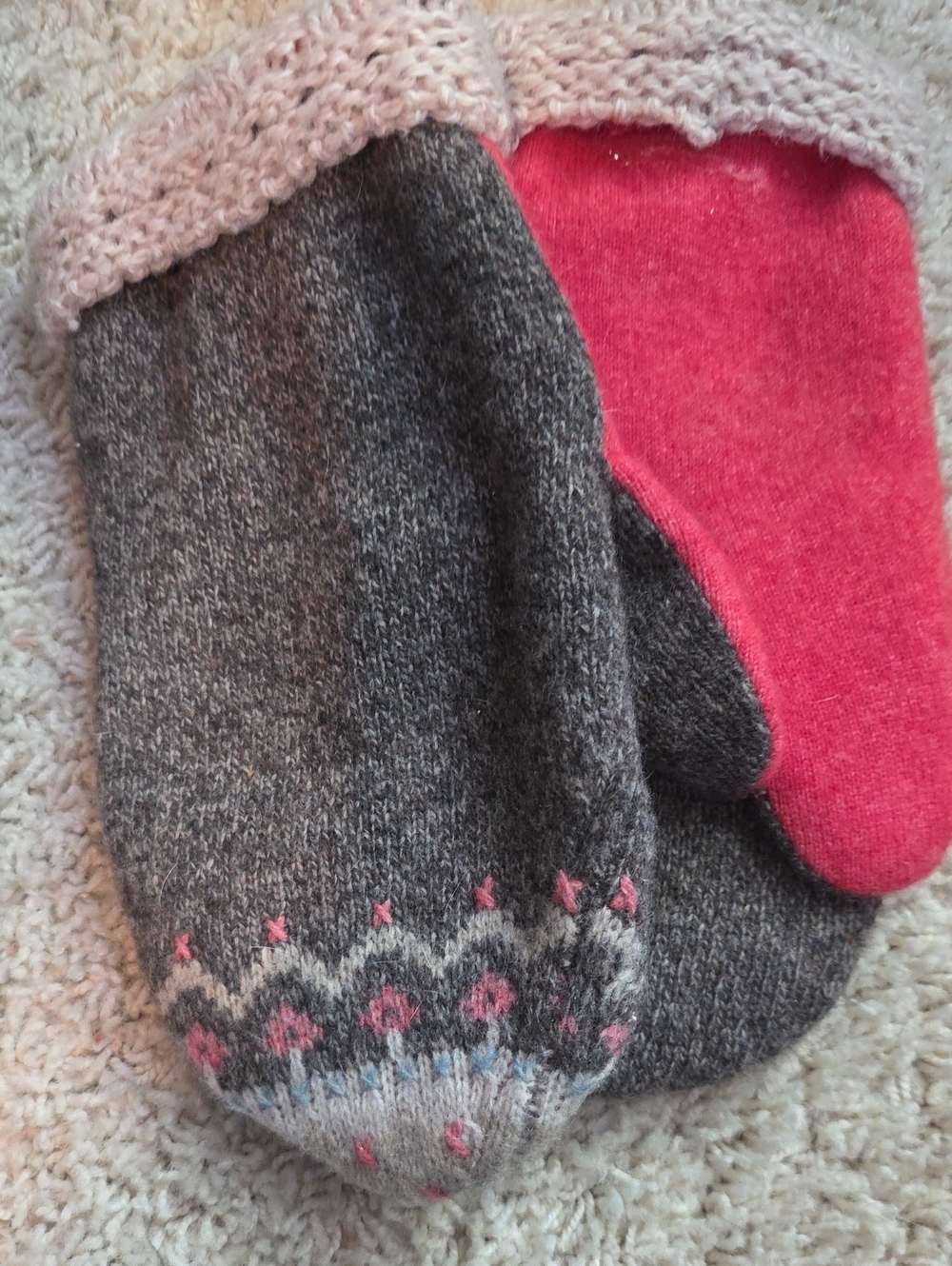 Sweater Mittens